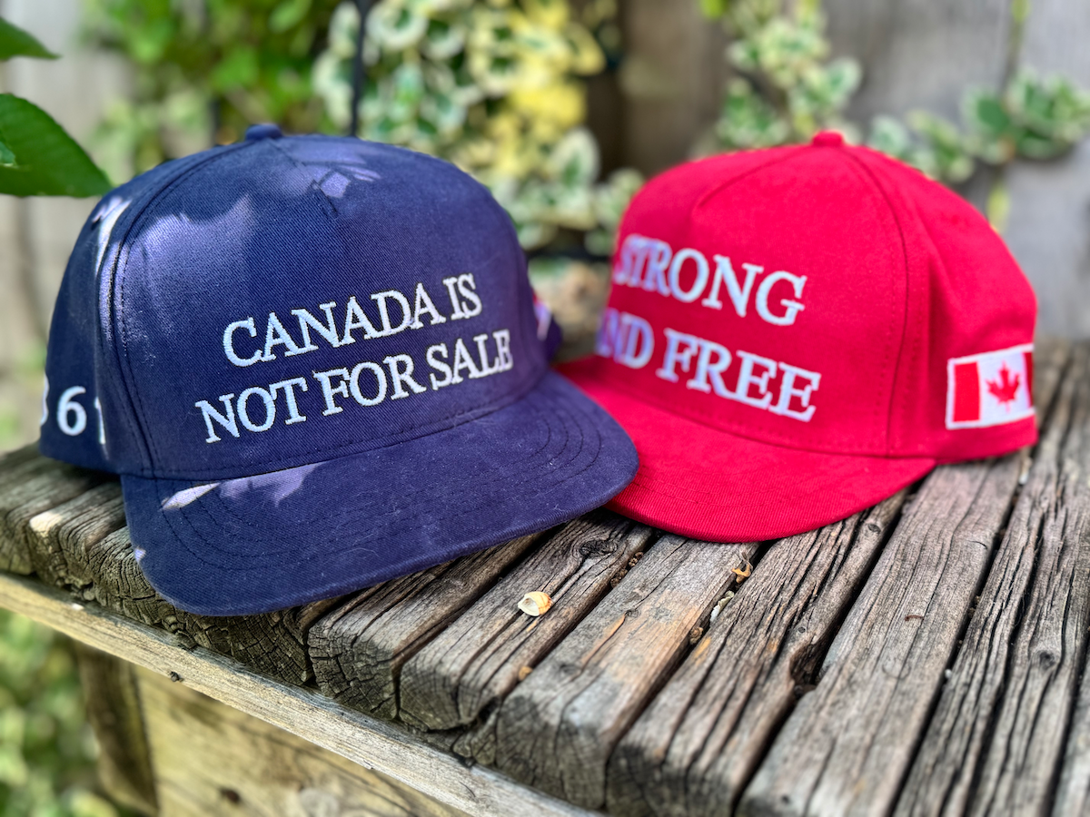 Le Canada n'est pas à vendre Structured Cap